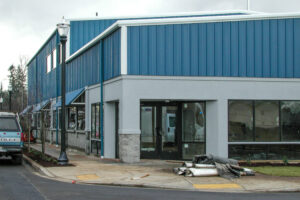 NAPA Auto Parts Steel Building in Ridgefield, Washington - Exterior Photo